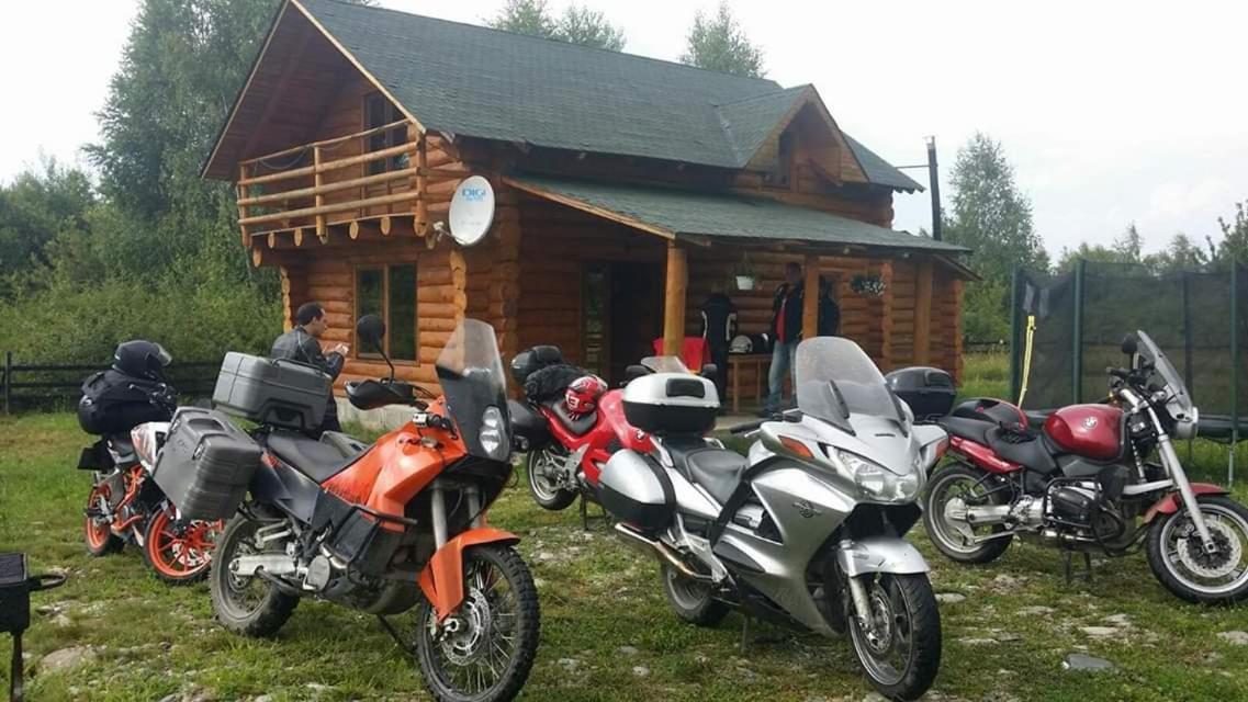 Musketeers Cabin Porumbacu de Sus Bagian luar foto